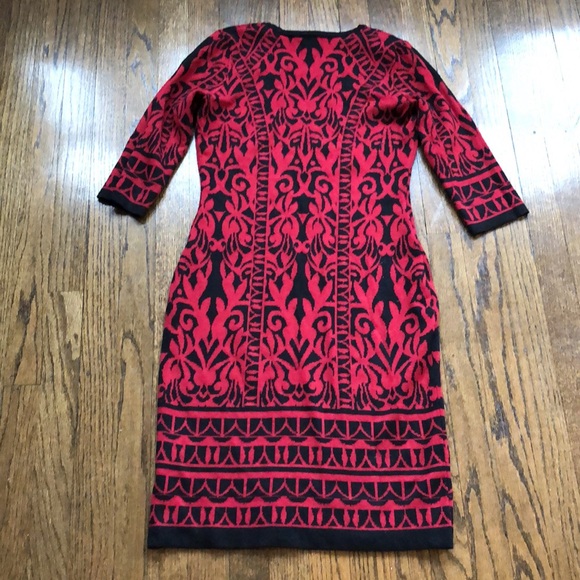 Gabby Skye Black & Red Abstract Scoop Neck 3/4 Sleeve Stretch Sweater Dress - Picture 6 of 6